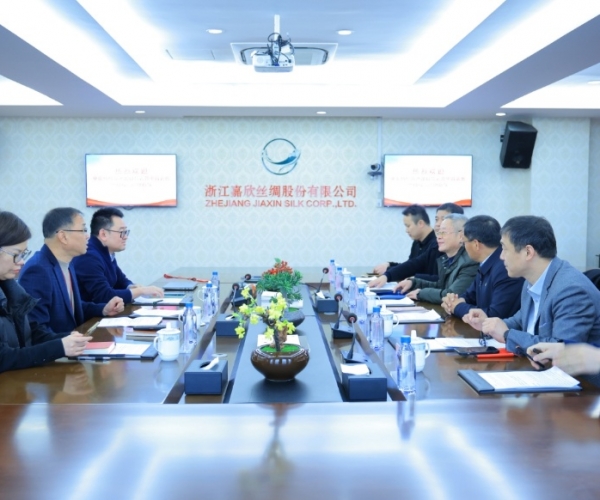 中國(guó)紡織品進(jìn)出口商會(huì)曹甲昌會(huì)長(zhǎng)一行來(lái)訪(fǎng)調(diào)研 深入調(diào)研外貿(mào)走勢(shì)，攜手探尋前行新徑